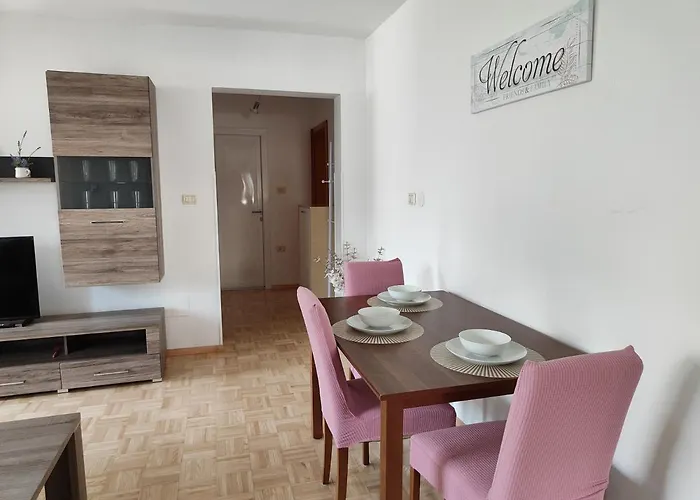 Apartma Nena דירה בובק